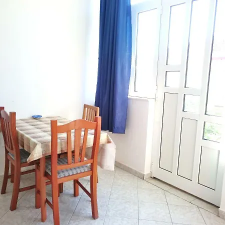Apartment Ljubic 1 Hvar Town